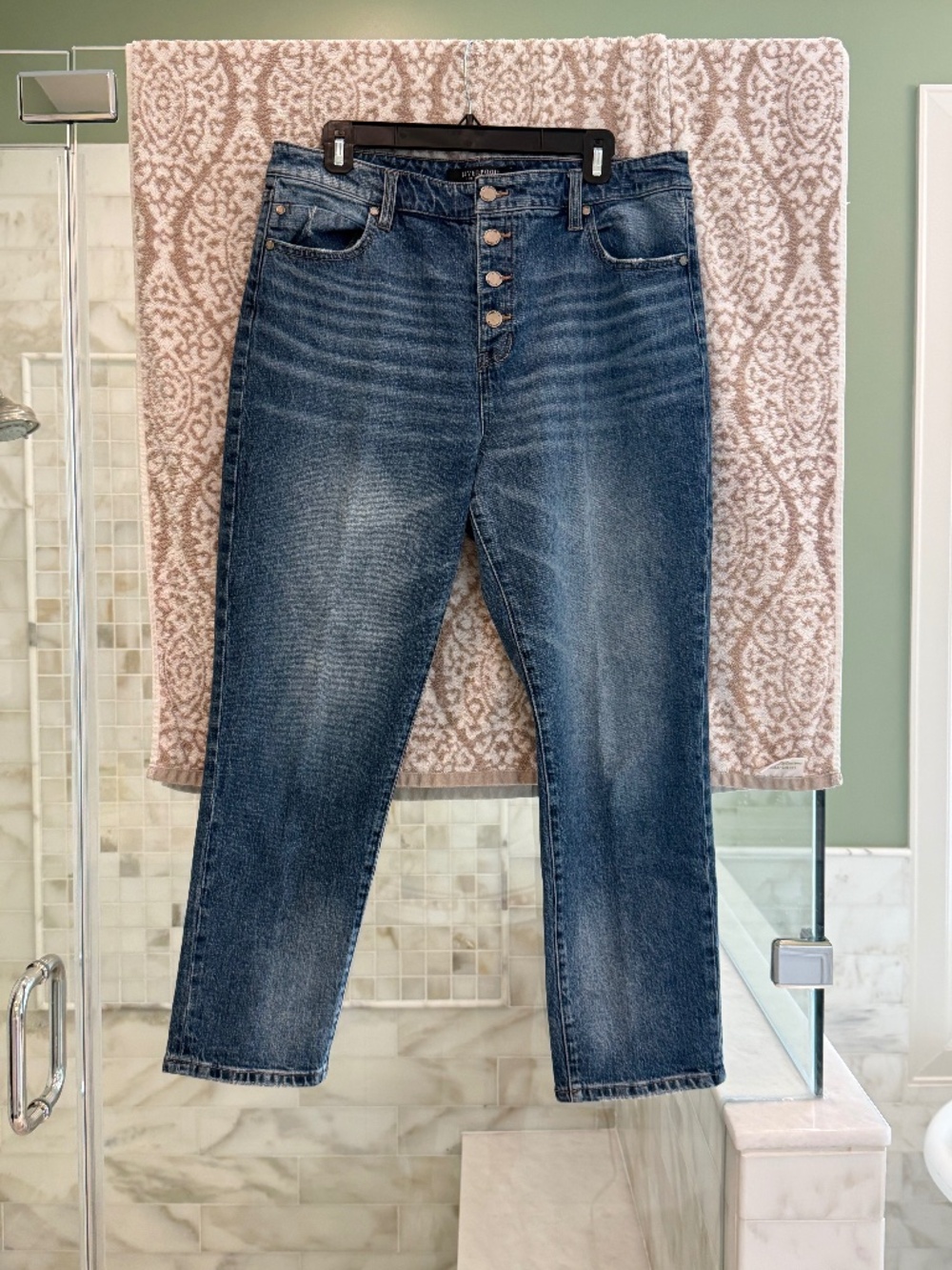 Liverpool Los Angeles Size 12/31 Button Fly Straight Leg Jeans